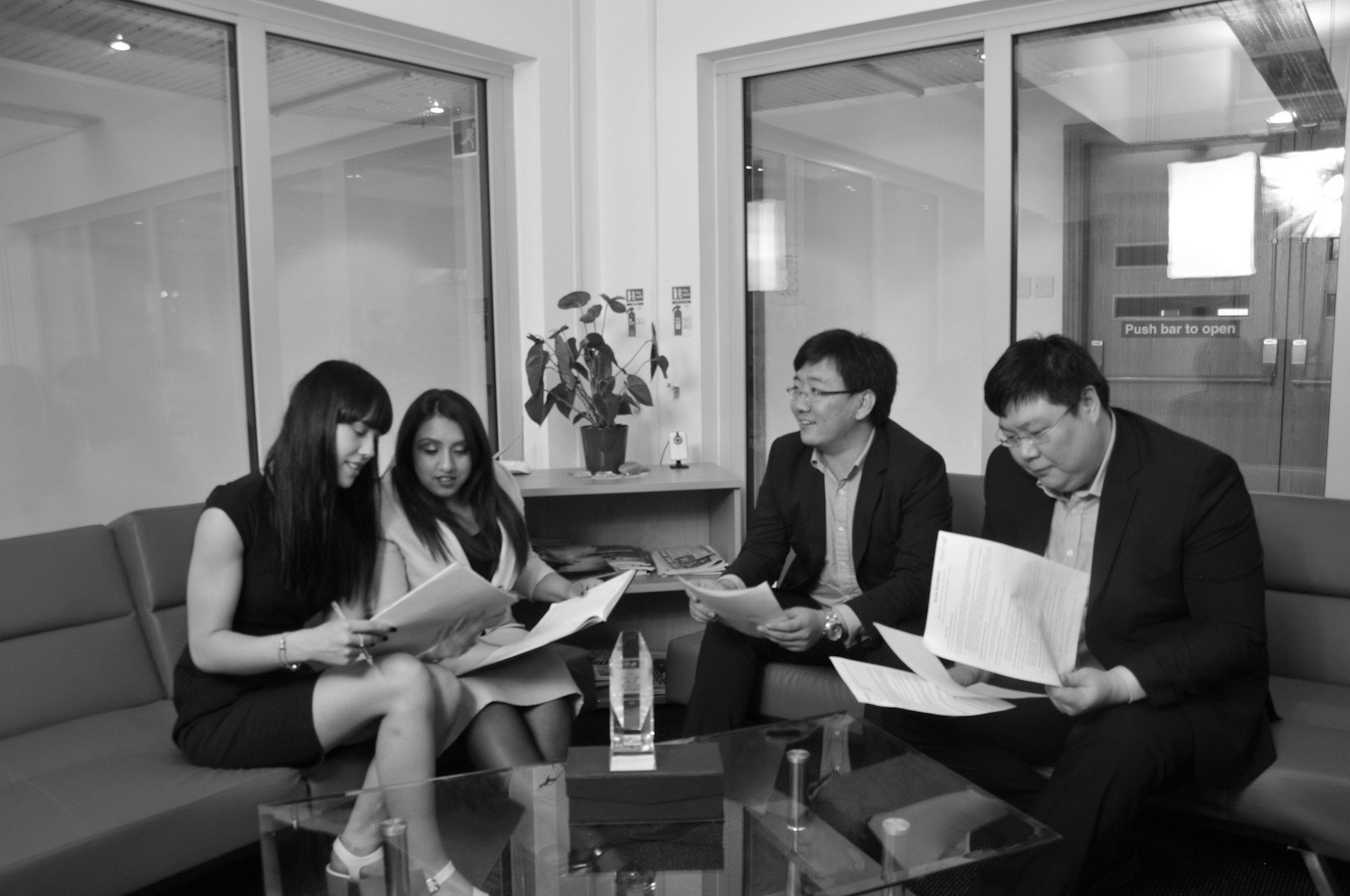 Chinese Legal Services | Chinese Lawyers | Monarch Solicitors